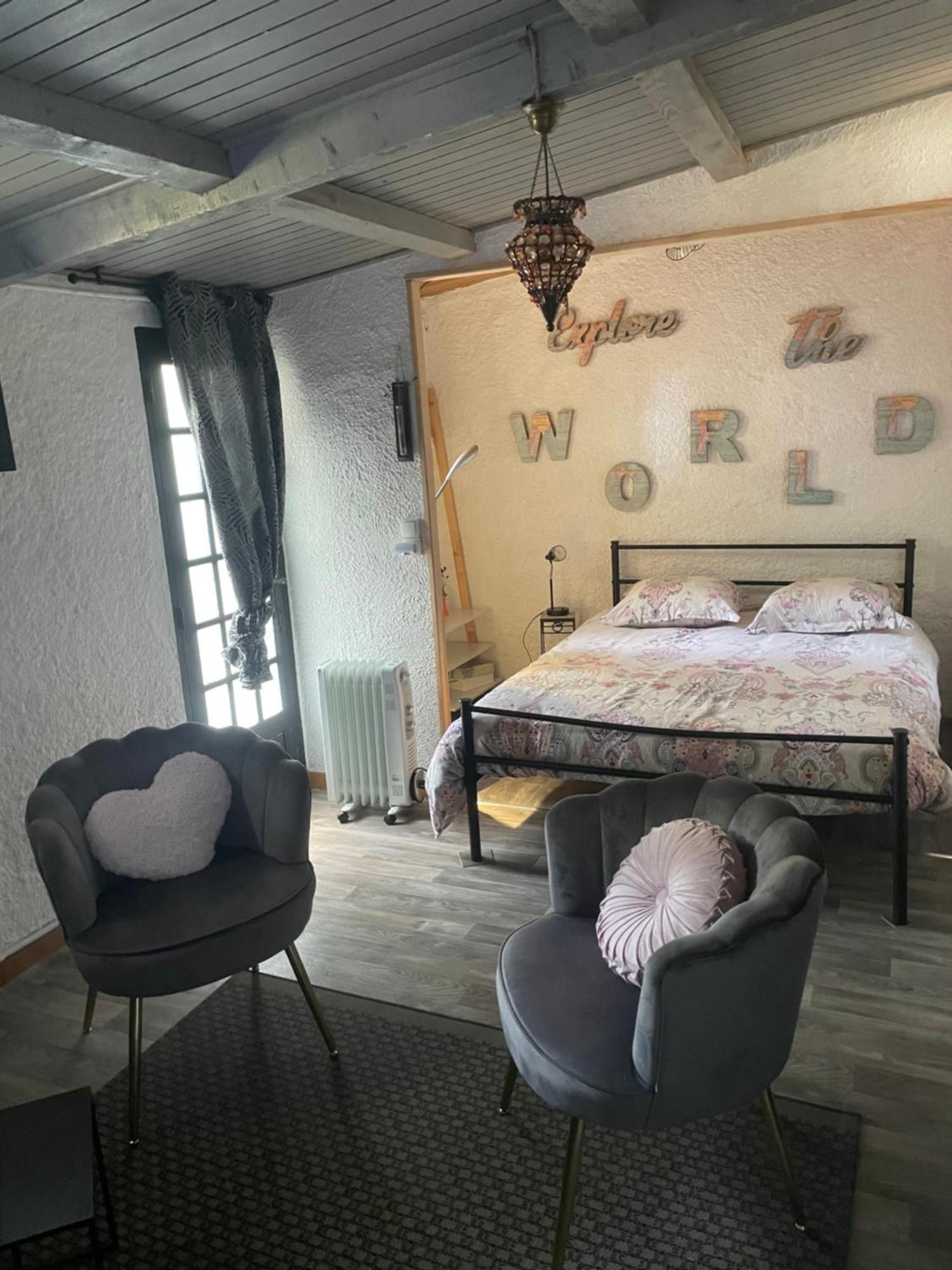 Studio Havre De Paix Au Pont Du Gard Piscine Et Jacuzzi Chez Valerie Payre ヴェール・ポン・デュ・ガル エクステリア 写真